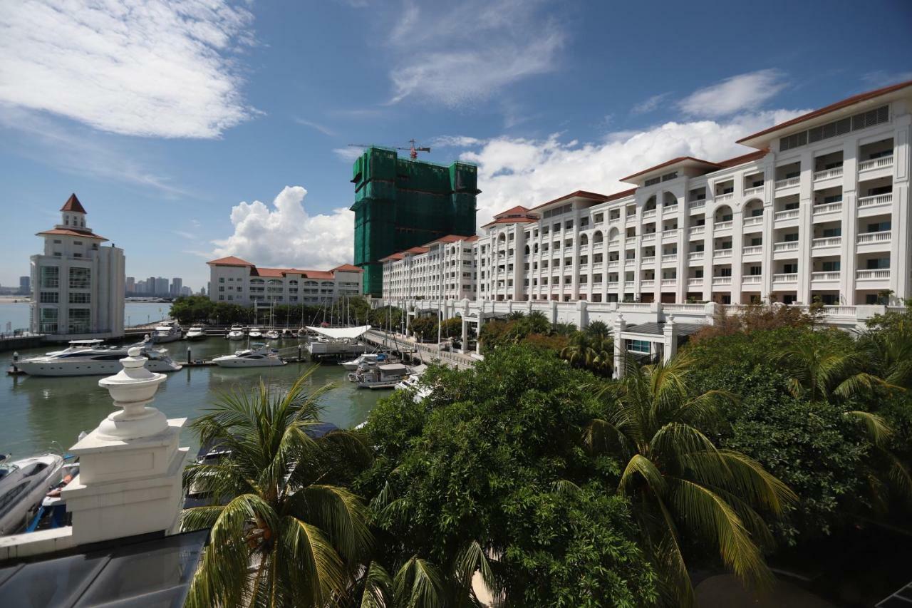 Апартаменти The Straits Quay Marina By Messina Clive Джорджтаун Екстер'єр фото